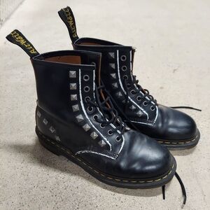 Dr. Martens